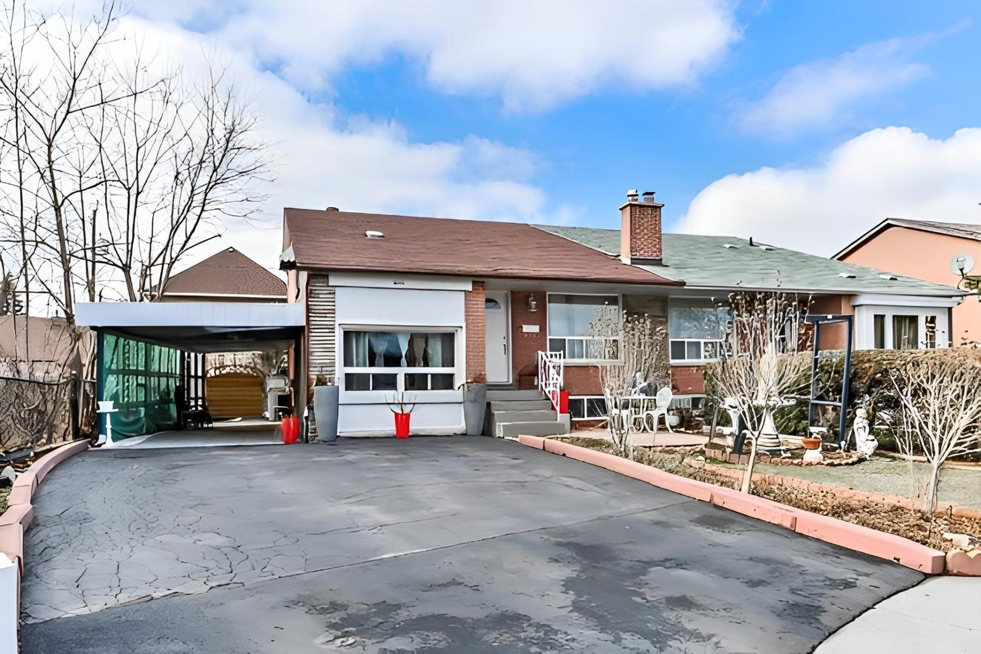 Modern Quiet Home By The Airport Mississauga Ngoại thất bức ảnh